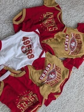 NFL Official*San Francisco 49ers* Bodysuits